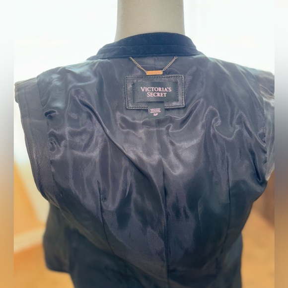 LEATHER BIKER VEST - Picture 6 of 6